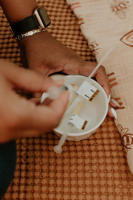 The MilkyLove Colostrum Collection Kit